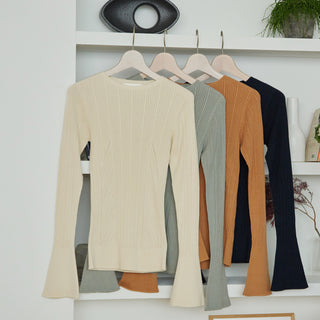 NETENE.：《SALE》Fika Random Rib Long Flared Sleeve ランダムリブニット ロングフレアスリーブ