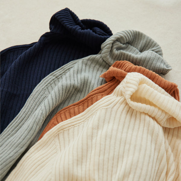 NETENE.：Comfy Knit Long Sleeve Turtleneck Pullover コンフィニット長袖タートルネックプルオーバー