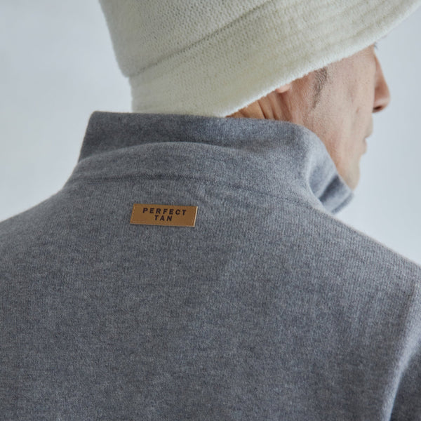 PERFECT TAN｜《SALE》カシミヤハーフジップ刺繍プルオーバー〈MENS〉