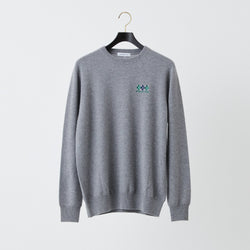 PERFECT TAN｜《SALE》カシミヤクルーネック刺繍プルオーバー〈MENS〉