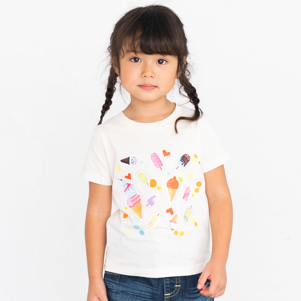 ホワイト　モデル身長:105cm 着用サイズ:100cm