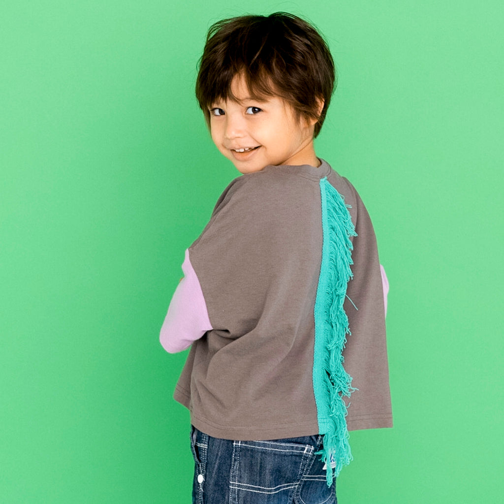 チャコール　モデル身長:105cm 着用サイズ:100cm