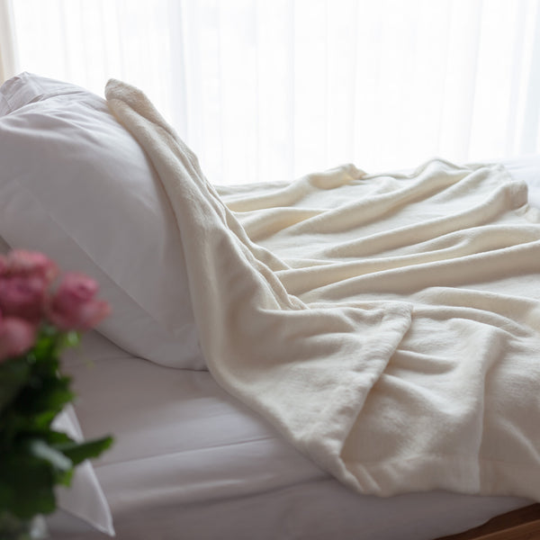 NETENE.｜ピュアシルク毛布 ハーフケット(Pure Silk Blanket Half-ket